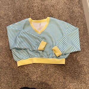 Striped Blue and Yellow V-Neck Pullover NWOT Size XL